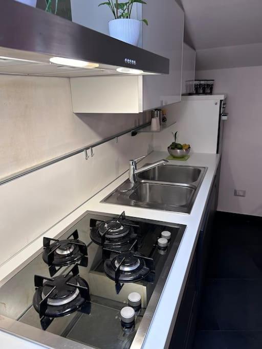 Apartment Elegante Privato In Palazzo Storico Del Xviii - Pieno Centro